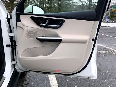 Certified 2024 Mercedes-Benz GLC 300 4MATIC image 21