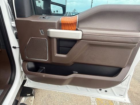 Used 2020 Ford F250 King Ranch image 16