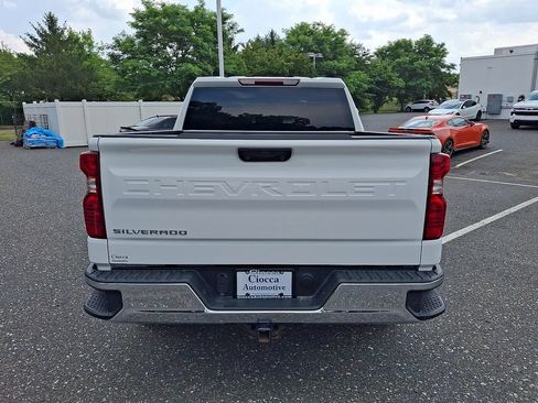 Used 2023 Chevrolet Silverado 1500 LT AWD/4WD image 5