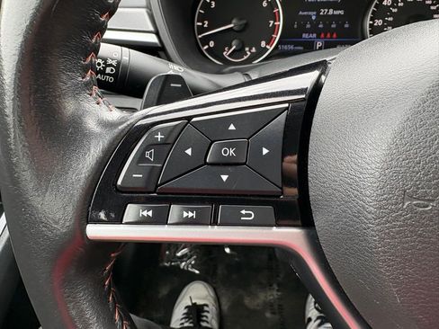 Used 2024 Nissan Altima 2.5 SR FWD image 19