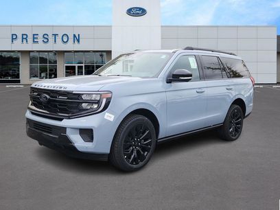 New 2025 Ford Expedition Platinum w/ Stealth Appearance Package