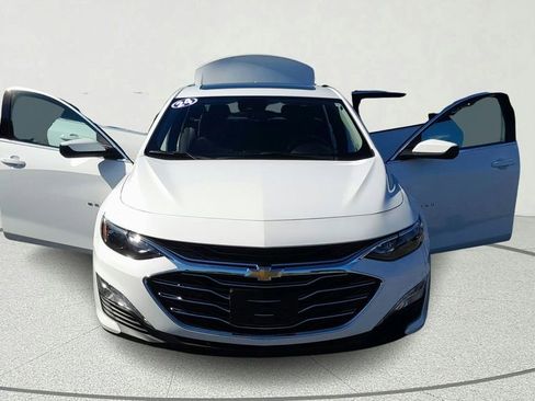 Used 2024 Chevrolet Malibu LT FWD image 9