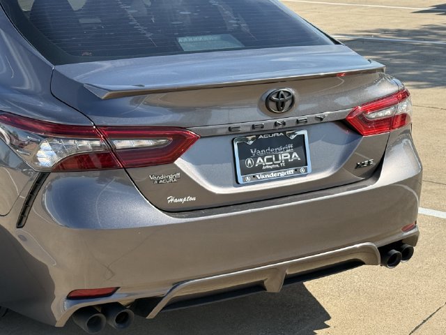 Used 2021 Toyota Camry XSE FWD image 6