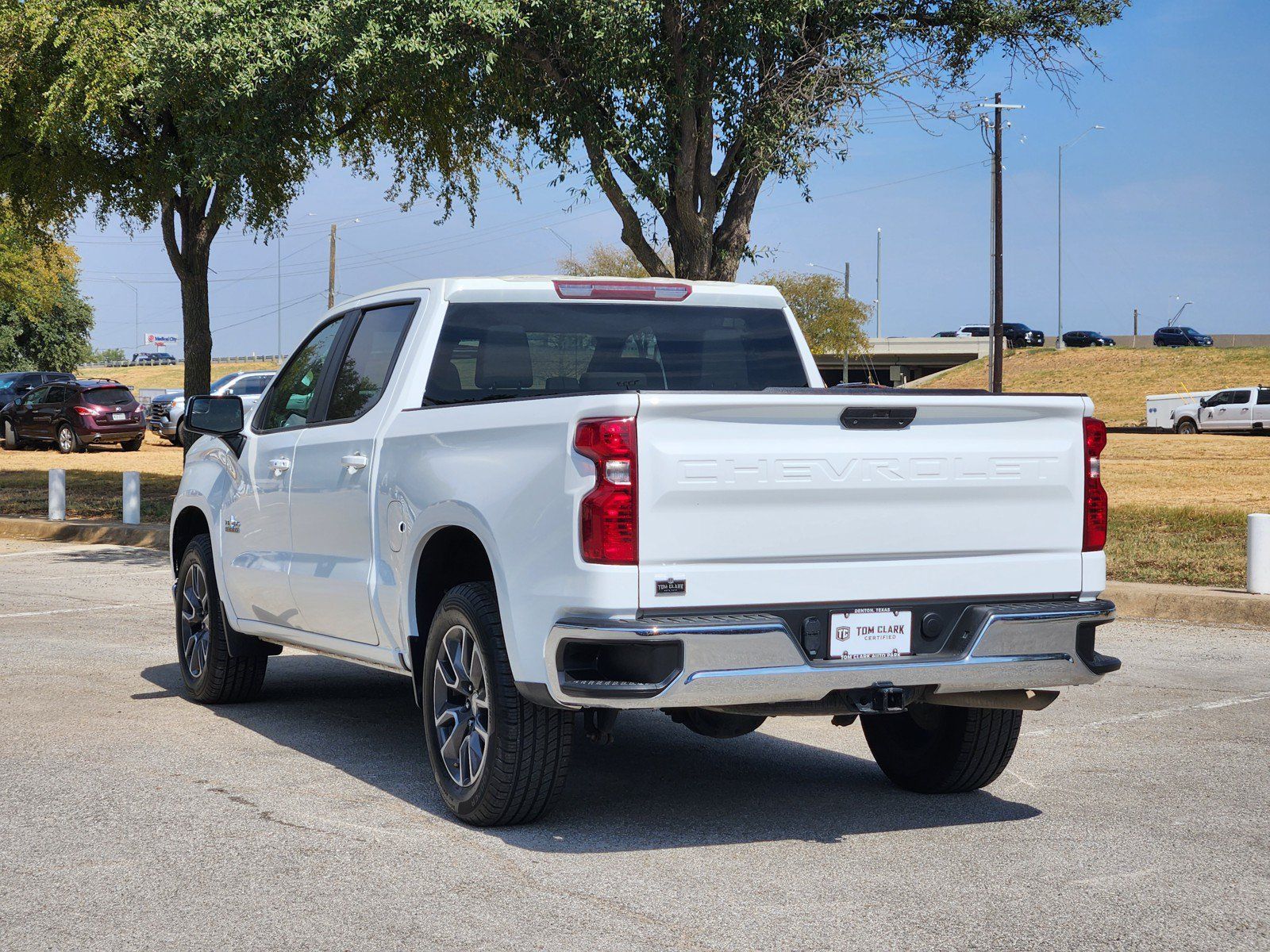 Used 2021 Chevrolet Silverado 1500 LT w/ LPO, Liner Protection Package RWD image 4
