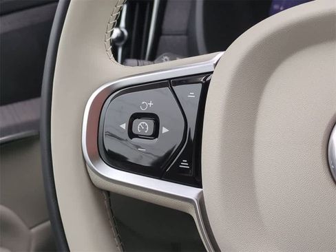 New 2026 Volvo XC90 B6 Ultra image 23