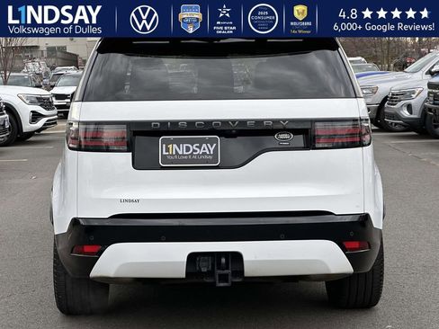 Used 2023 Land Rover Discovery S R-Dynamic image 5