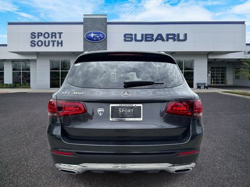Used 2021 Mercedes-Benz GLC 300 image 4