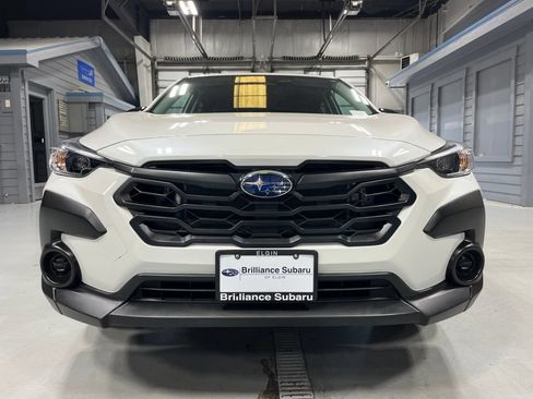 Used 2026 Subaru Crosstrek 2.5i AWD/4WD image 2