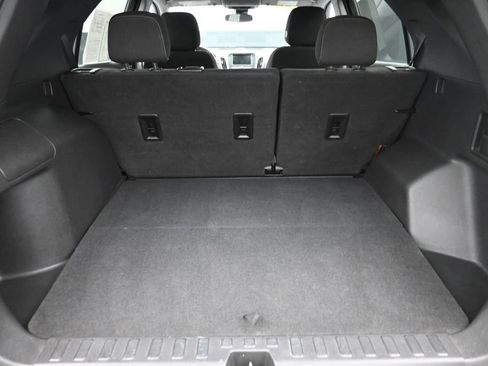Used 2021 Chevrolet Equinox LT AWD/4WD image 11