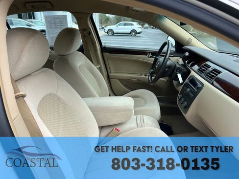 Used 2011 Buick Lucerne CX image 26