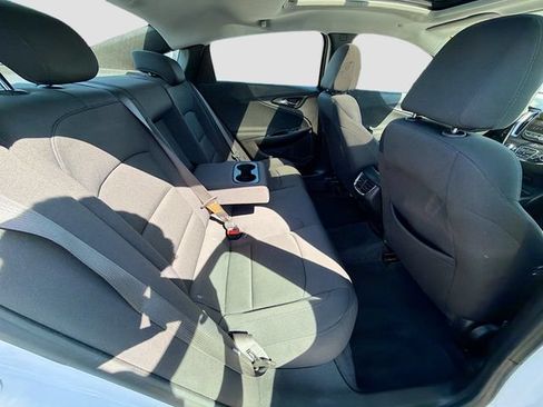 Used 2023 Chevrolet Malibu LT FWD image 26