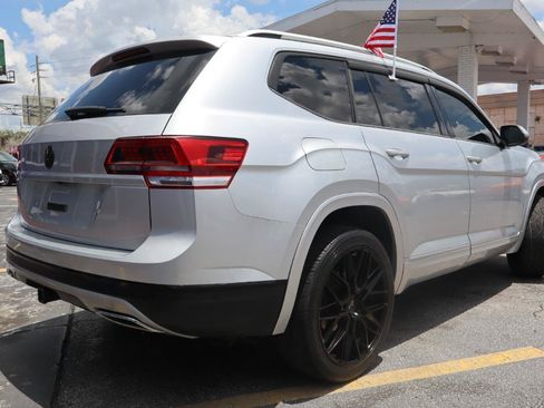 Used 2018 Volkswagen Atlas SEL Premium AWD/4WD image 3