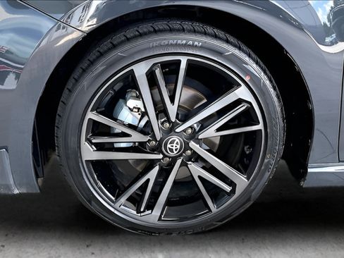 Used 2025 Toyota Camry XSE FWD image 29