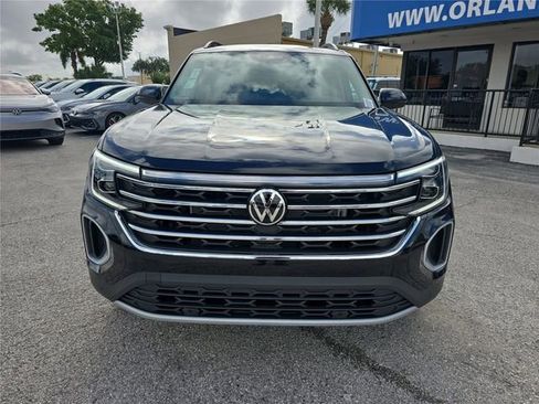 New 2026 Volkswagen Atlas SE image 2
