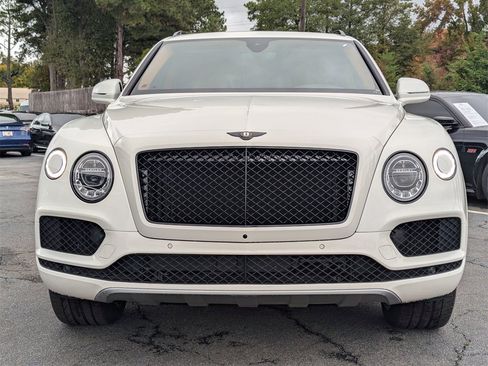 Used 2019 Bentley Bentayga image 26
