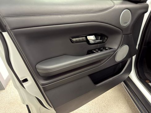 Used 2017 Land Rover Range Rover Evoque Autobiography image 14