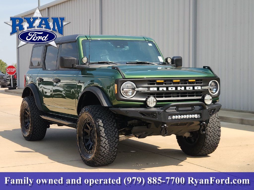 Used 2022 Ford Bronco Black Diamond AWD/4WD image 2