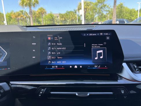 Used 2025 BMW X1 xDrive28i w/ Premium Package image 23