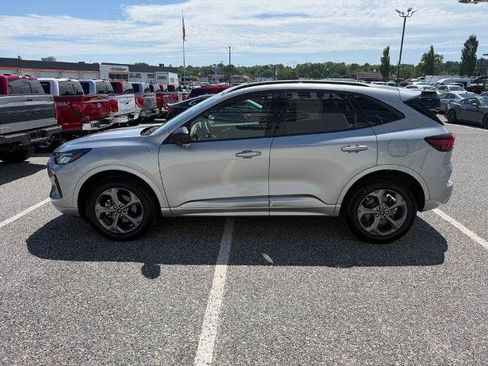 Certified 2024 Ford Escape ST-Line w/ Tech Pack #1 AWD/4WD image 5