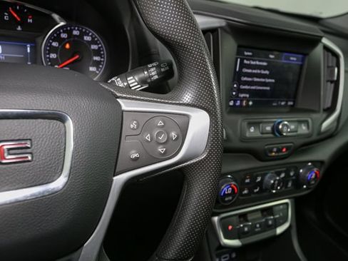 Used 2024 GMC Terrain SLE w/ Driver Convenience Package AWD/4WD image 30