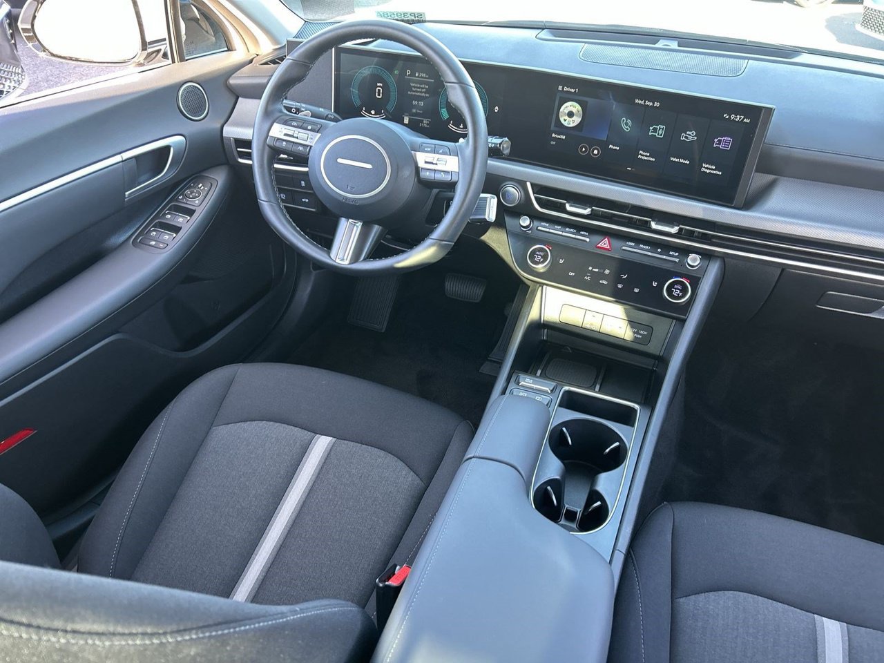 Used 2026 Hyundai Sonata SEL FWD image 11