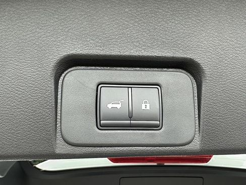 New 2026 Nissan Rogue Rock Creek image 32