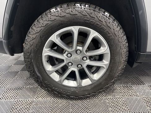 Used 2015 Jeep Grand Cherokee Limited image 8