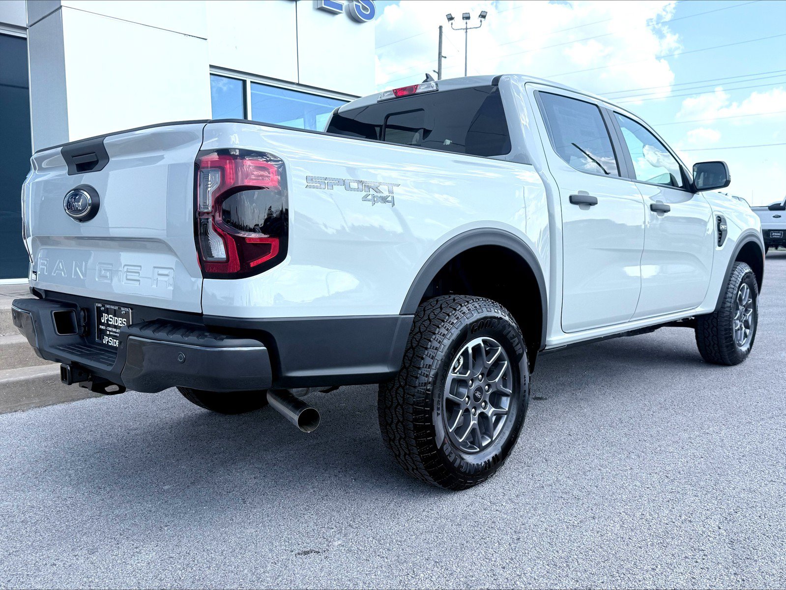 New 2026 Ford Ranger XLT w/ Equipment Group 301A High AWD/4WD image 8