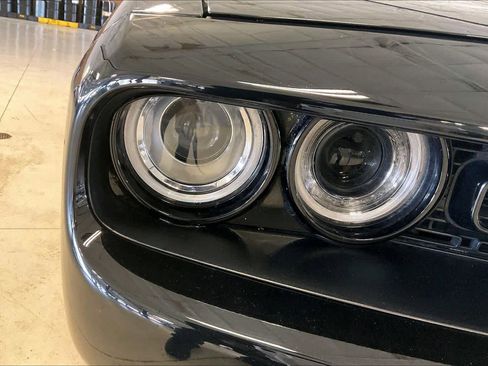 Used 2023 Dodge Challenger R/T w/ Blacktop Package image 25