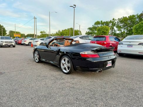 Used 2004 Porsche 911 Turbo AWD/4WD image 5