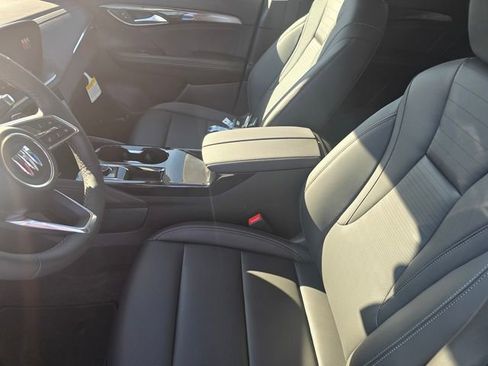 New 2026 Buick Envision Preferred image 18