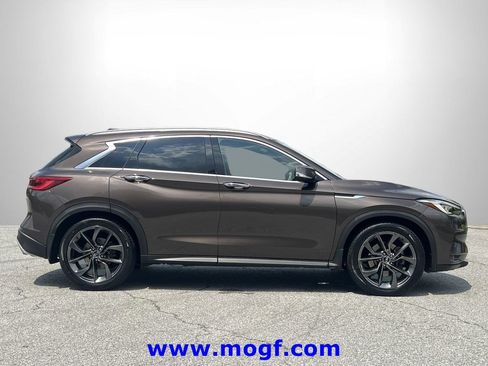 Used 2019 INFINITI QX50 Essential w/ Sensory Package AWD/4WD image 28