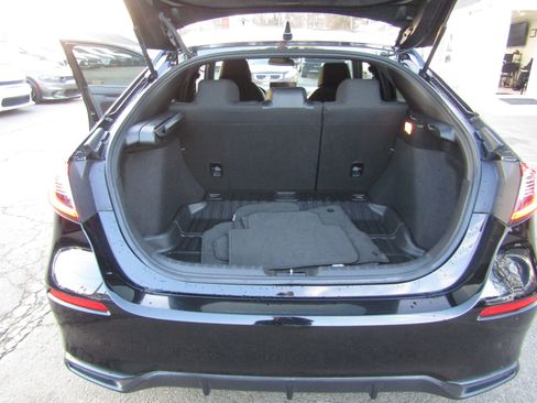 Used 2023 Honda Civic Sport image 22