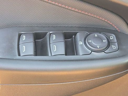 Used 2022 Chevrolet TrailBlazer RS image 40