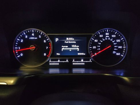 Used 2023 Kia Sorento LX FWD image 23