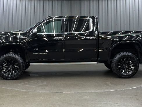 Used 2026 GMC Sierra 1500 Denali Ultimate AWD/4WD image 2