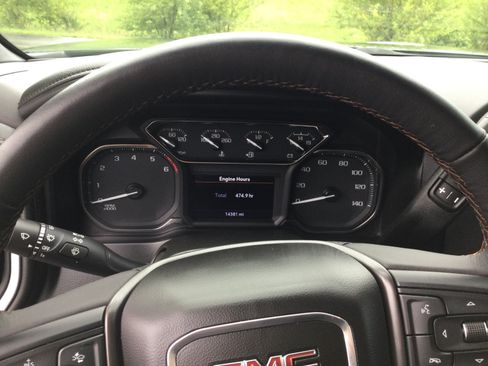 Used 2022 GMC Sierra 3500 AT4 w/ AT4 Preferred Package AWD/4WD image 19
