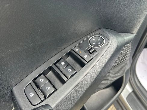 Used 2024 Kia Seltos LX image 12