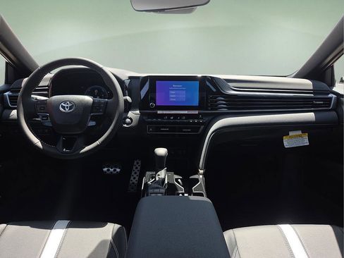 New 2026 Toyota Camry SE image 16
