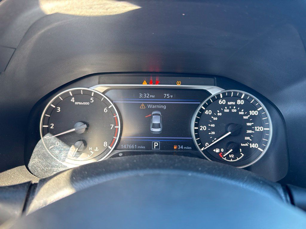 Used 2019 Nissan Altima 2.5 SR FWD image 6