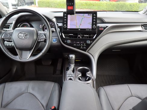 Used 2023 Toyota Camry XSE w/ Navigation Package FWD image 14