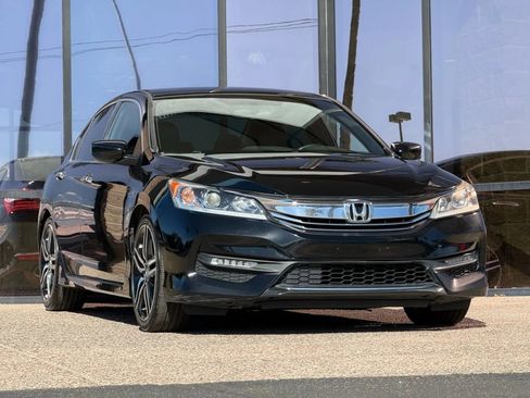 Used 2017 Honda Accord Sport Special Edition image 18