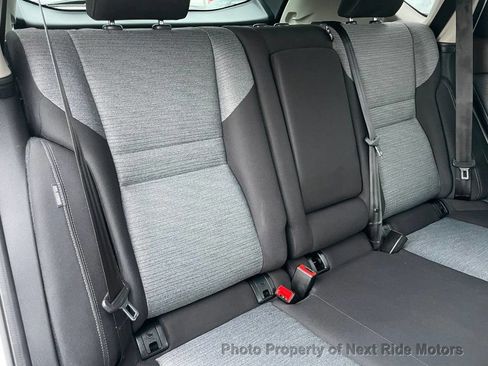 Used 2021 Nissan Rogue SV image 14