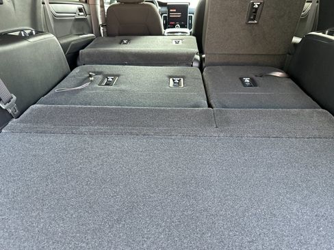 New 2026 GMC Acadia Elevation image 16