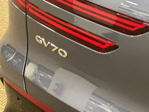 New 2026 Genesis GV70 2.5T Sport Prestige AWD/4WD image 27