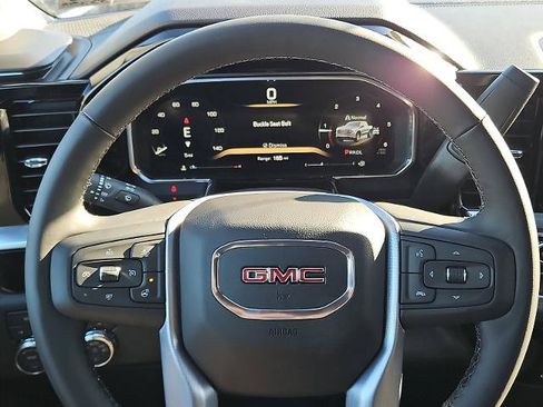 New 2026 GMC Sierra 1500 Elevation image 16