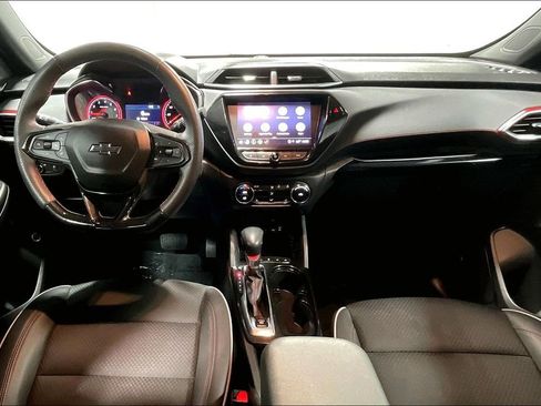 Used 2023 Chevrolet TrailBlazer RS w/ Sun and Liftgate Package image 18