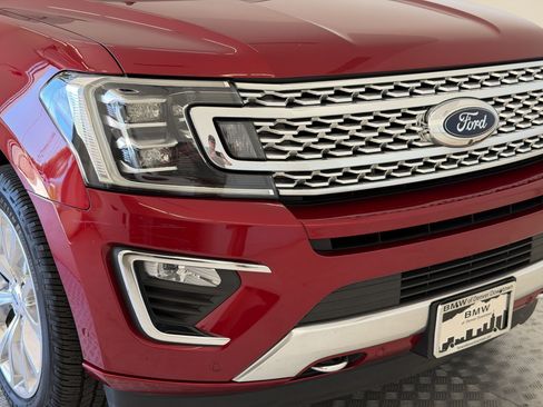 Used 2018 Ford Expedition Max Platinum AWD/4WD image 12