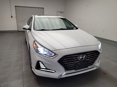 Used 2018 Hyundai Sonata Limited image 14
