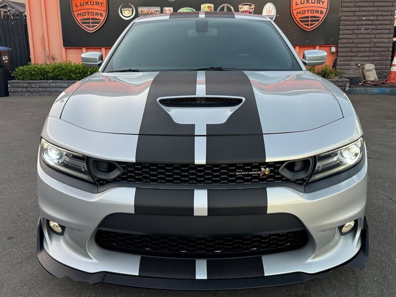 Used 2019 Dodge Charger Scat Pack w/ Dynamics Package RWD image 3